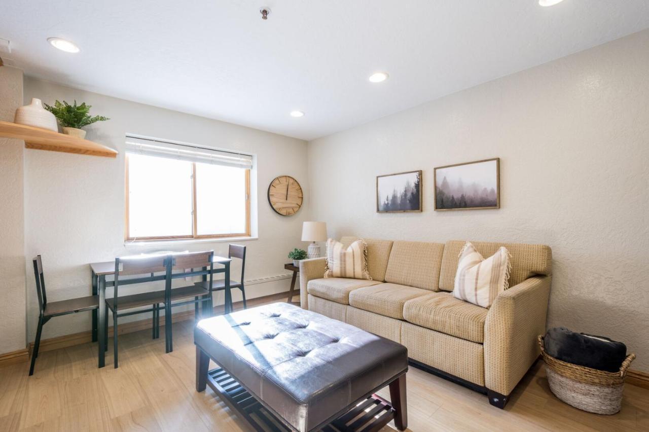 Powder Hound 1 Bedroom Brighton Chalet Екстер'єр фото